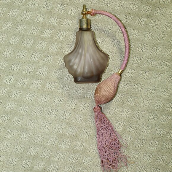 Vintage Frosted Mauve Glass Perfume Bottle with Pump - Picture 1 of 6